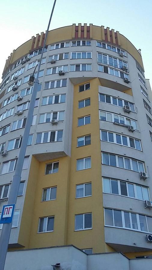 Near Dnieper Apartment